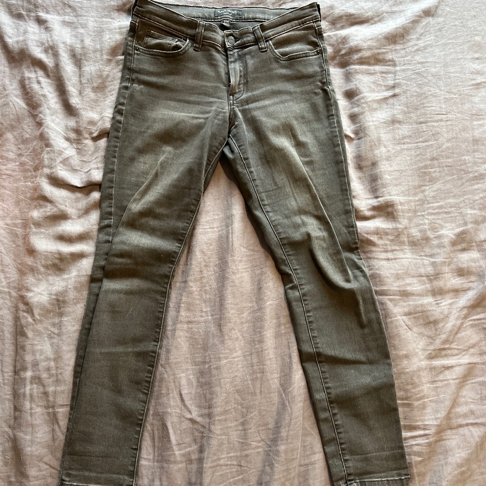 Grey skinny jeans by Banana Republic